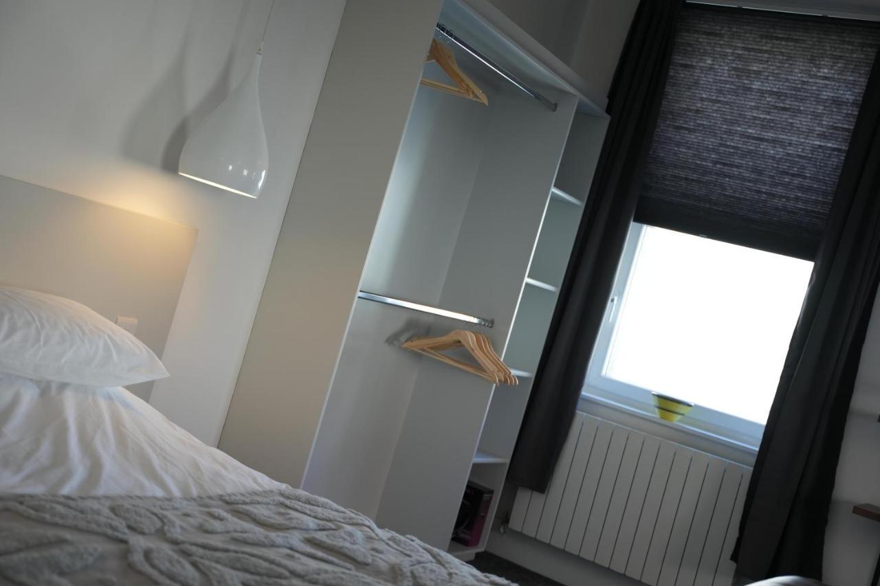 Gorgeous Comfortable Apartment On The High Street Мърдър Титфил Екстериор снимка